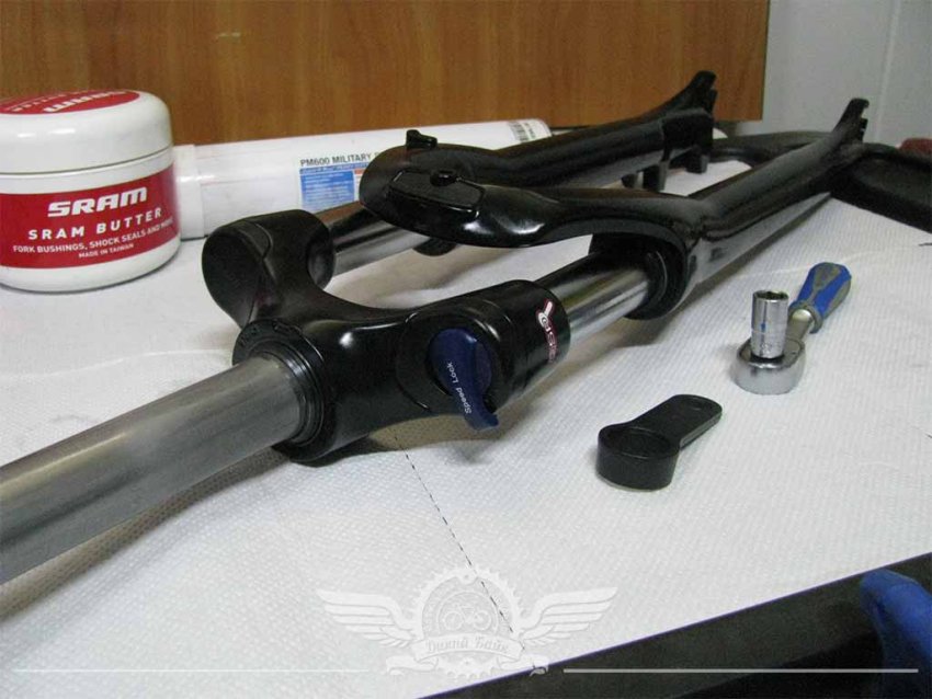 Полное ТО вилки Suntour NEX